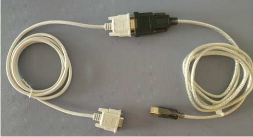  232 交叉線為一頭公一頭母，USB 為公頭