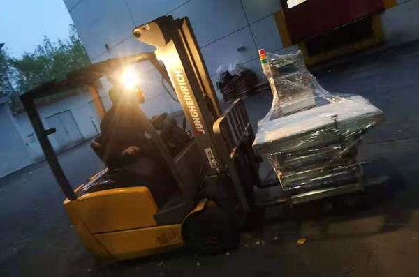 金鉆檢重秤運輸現場
